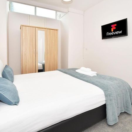Wistaston House By Yourstays 5 Double Bedrooms And 2 Bathrooms, Great For Groups! Book Now! Crewe Exterior foto
