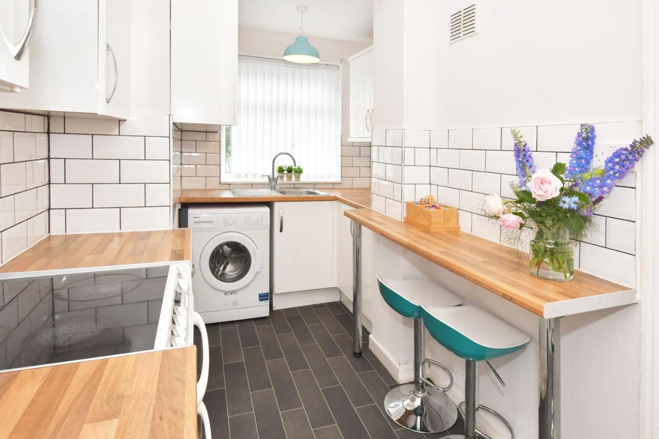 Wistaston House By Yourstays 5 Double Bedrooms And 2 Bathrooms, Great For Groups! Book Now! Crewe Exterior foto
